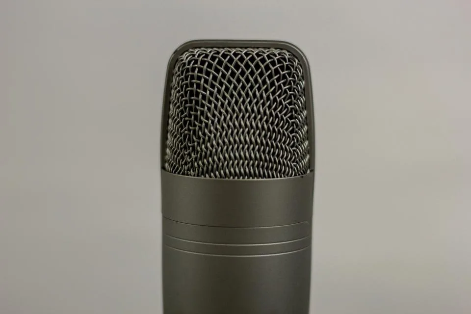 Microfone de estúdio em close